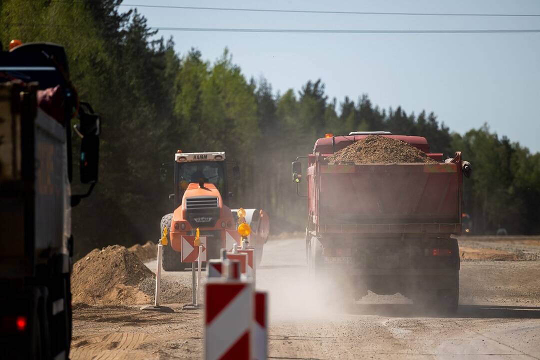 Svarbi žinia vairuotojams: laikini eismo ribojimai – kelyje tarp Elektrėnų ir Vievio