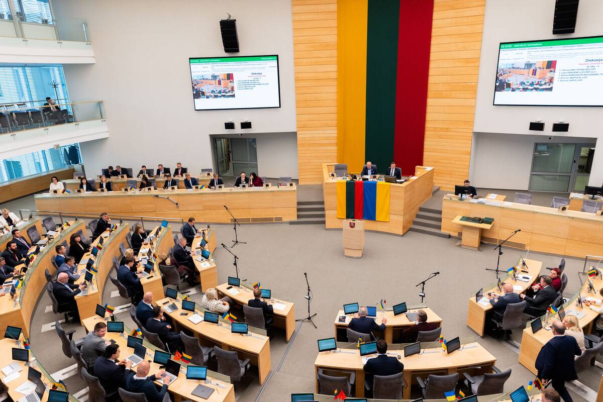 Seimas atmetė prezidento veto dėl bausmių švelninimo už piktnaudžiavimą