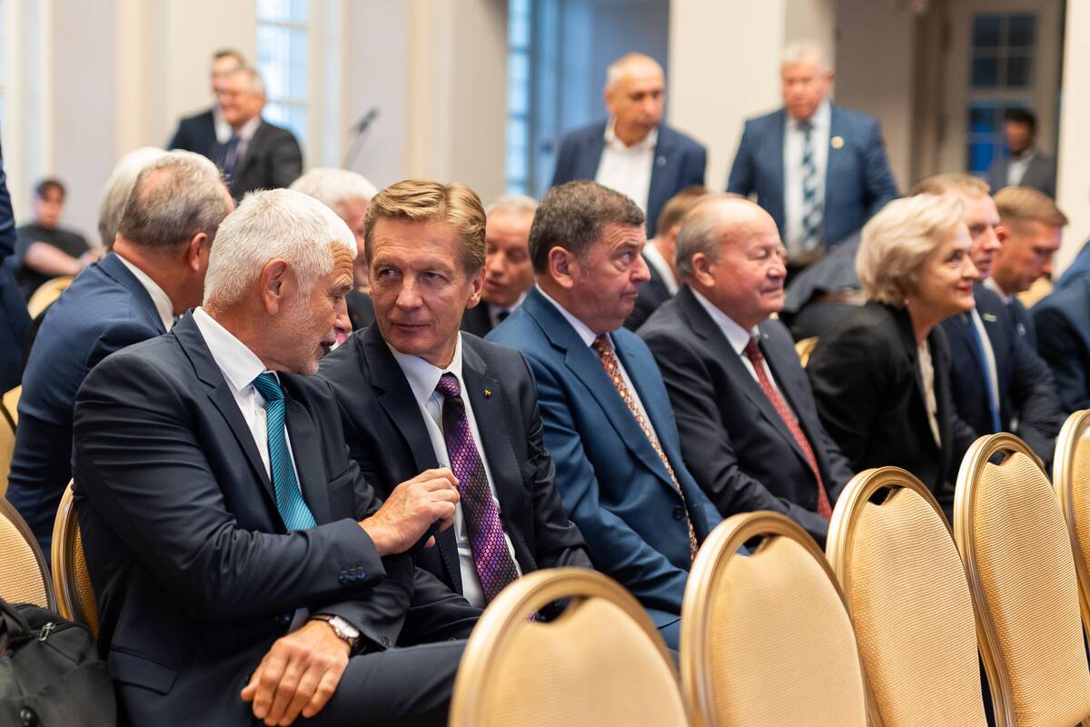 Prezidentūroje vyko septintasis Regionų forumas