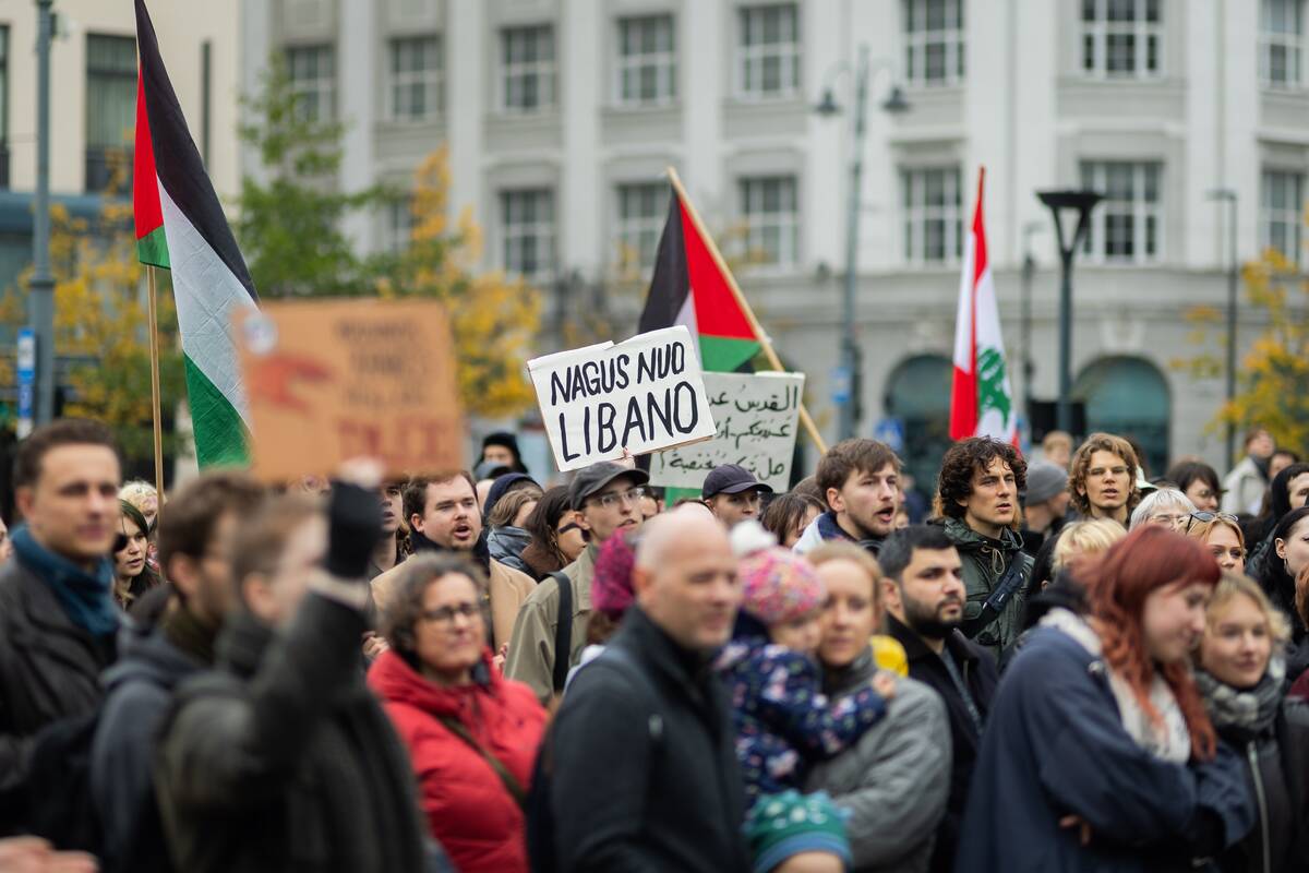 Vilniuje vyko protestas „2 metai genocido: užtenka tylėti!“