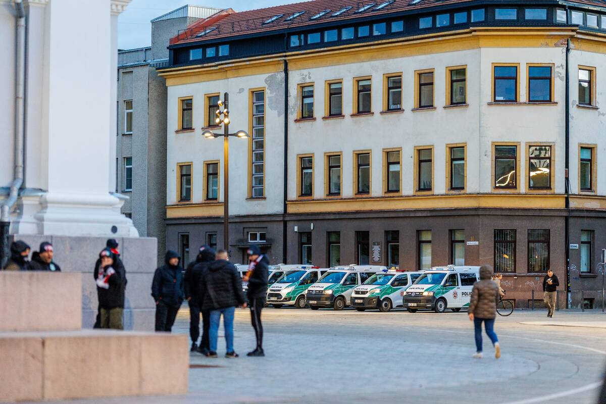 Lenkijos futbolo sirgaliai Kaune