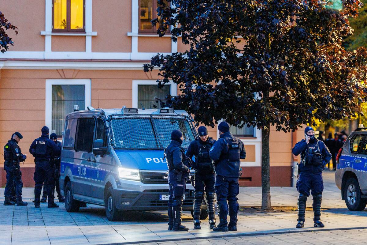 Lenkijos futbolo sirgaliai Kaune