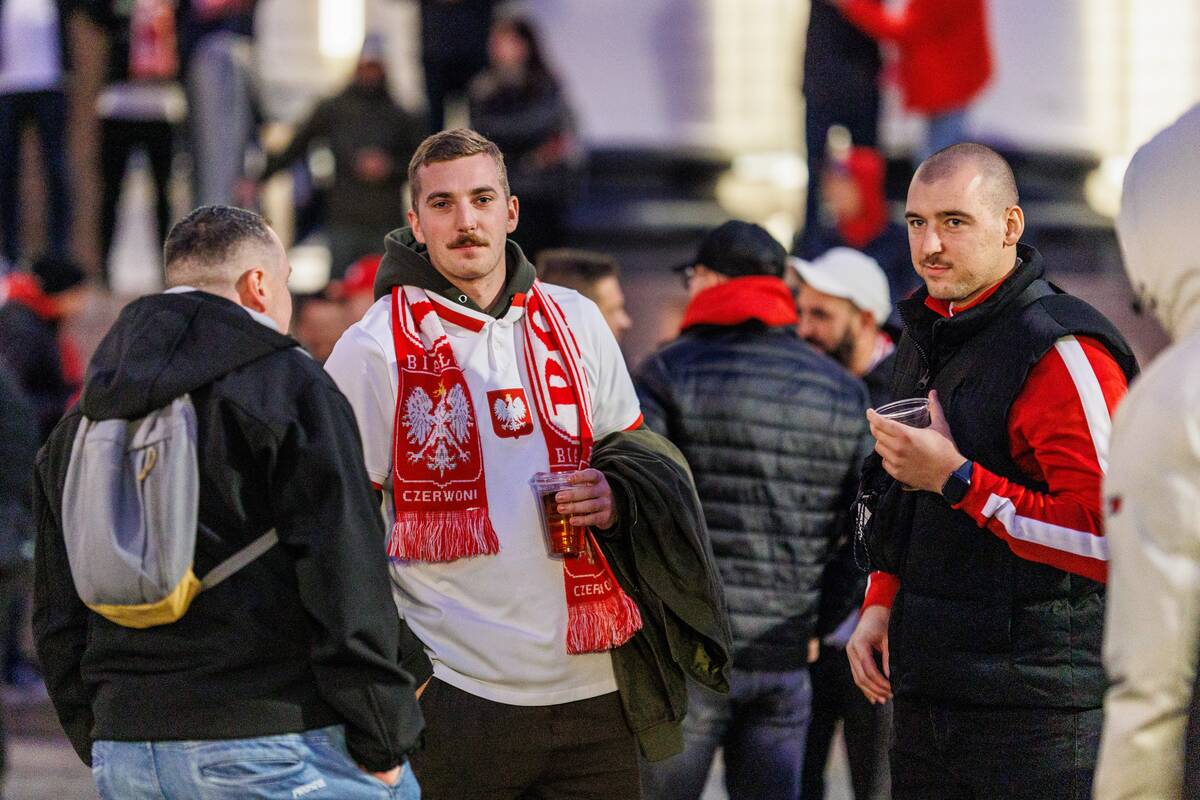 Lenkijos futbolo sirgaliai Kaune