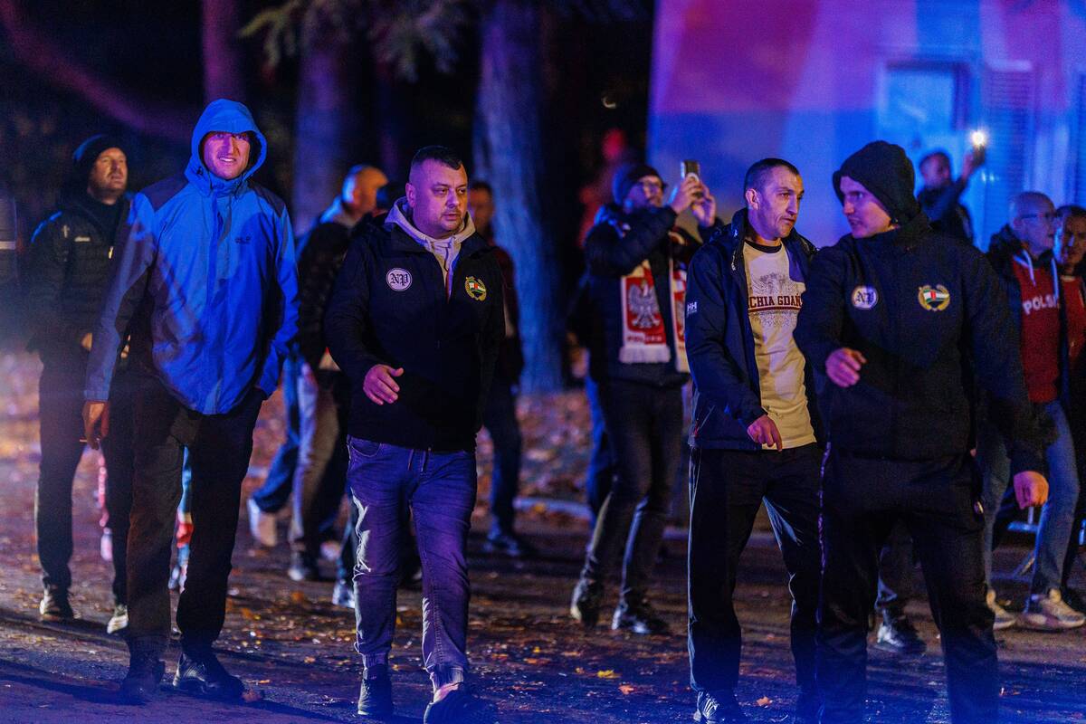 Lenkijos futbolo sirgaliai Kaune