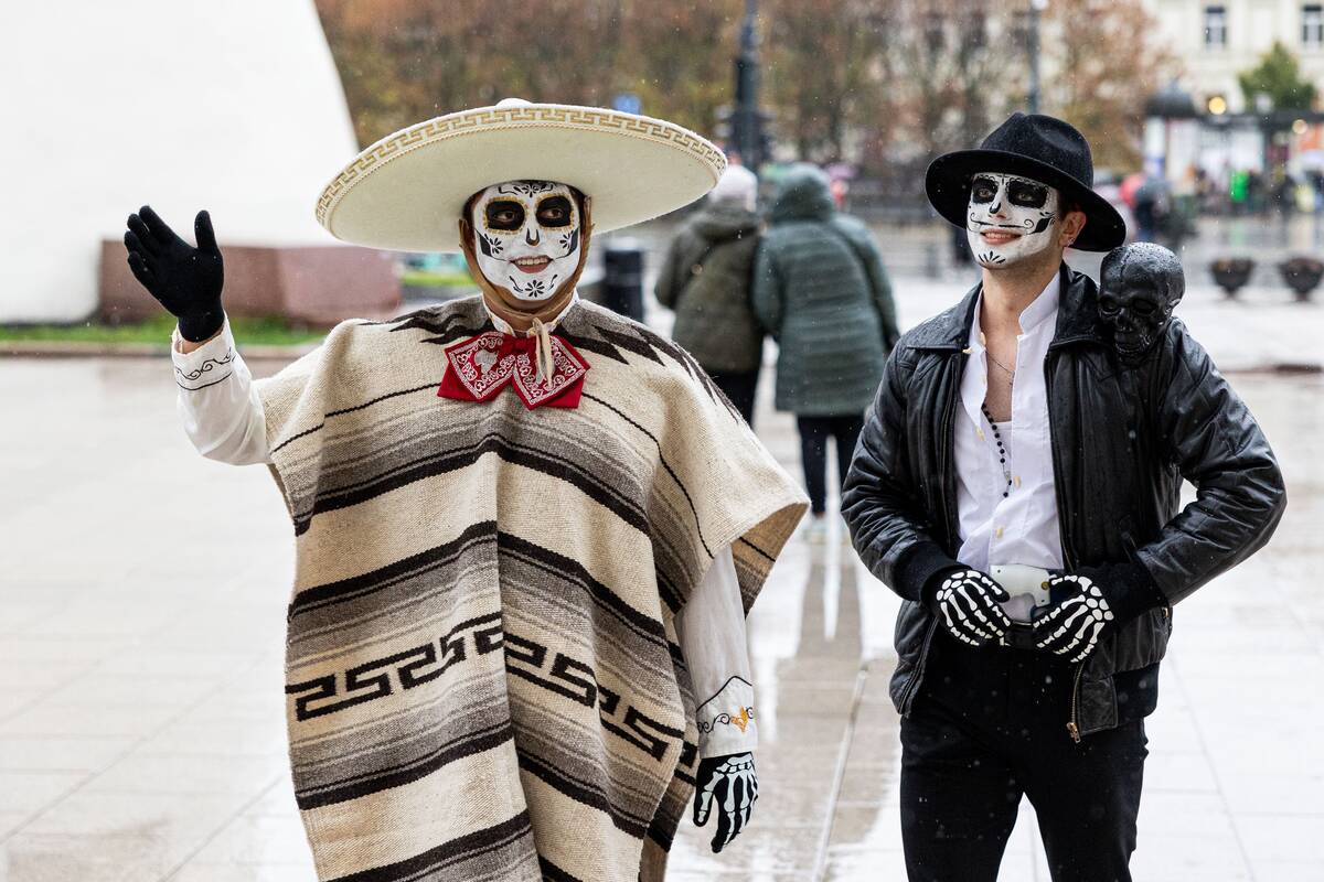 „Día de Muertos“ eisena Vilniuje