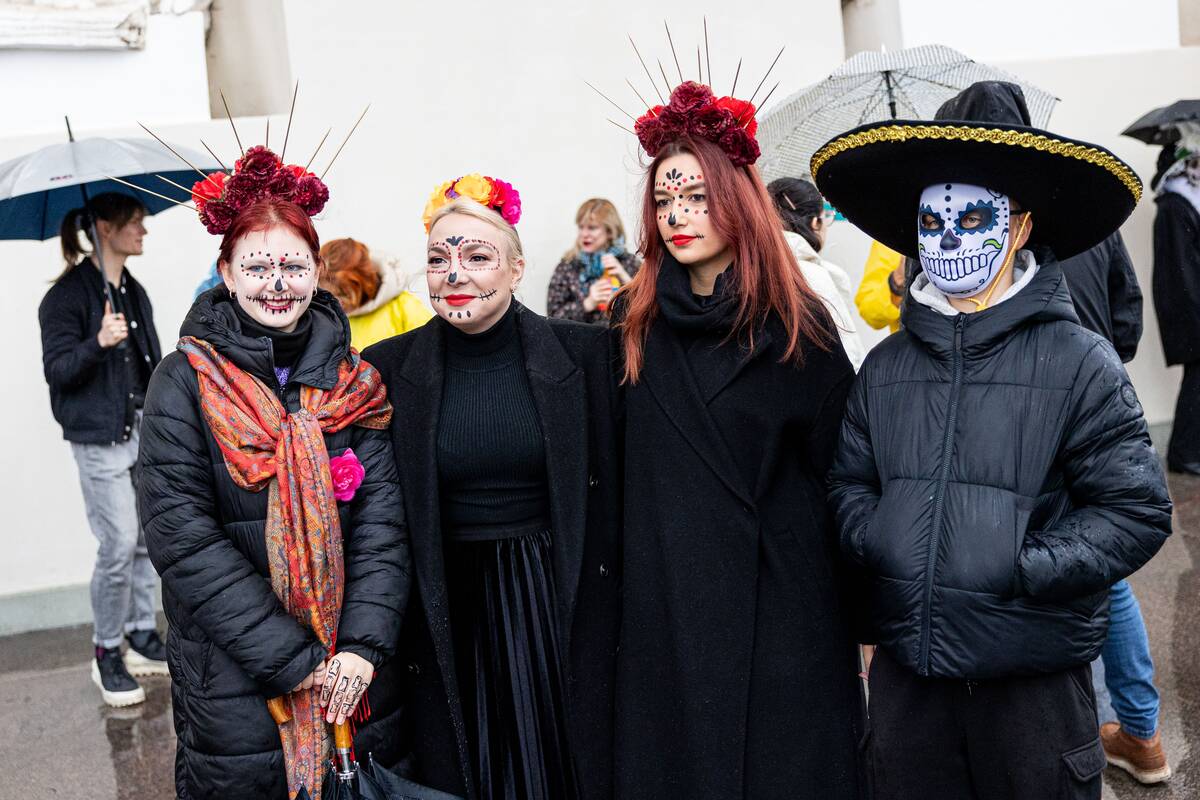 „Día de Muertos“ eisena Vilniuje