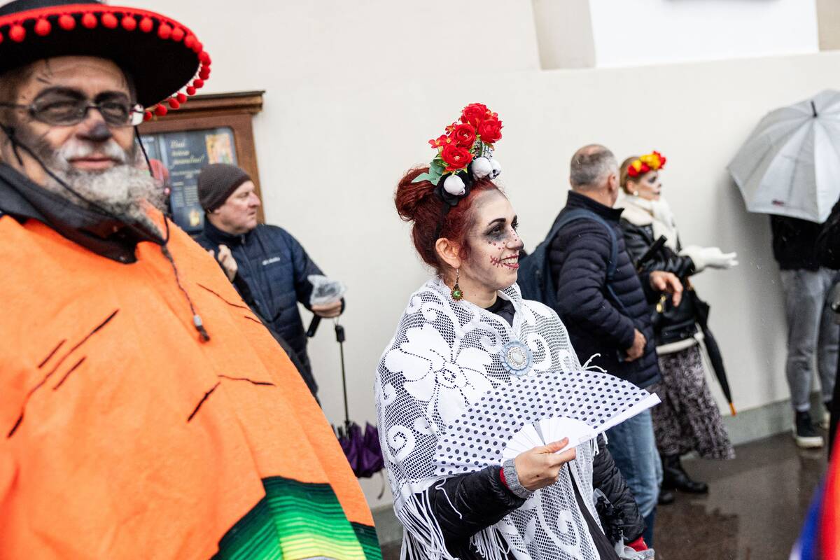 „Día de Muertos“ eisena Vilniuje