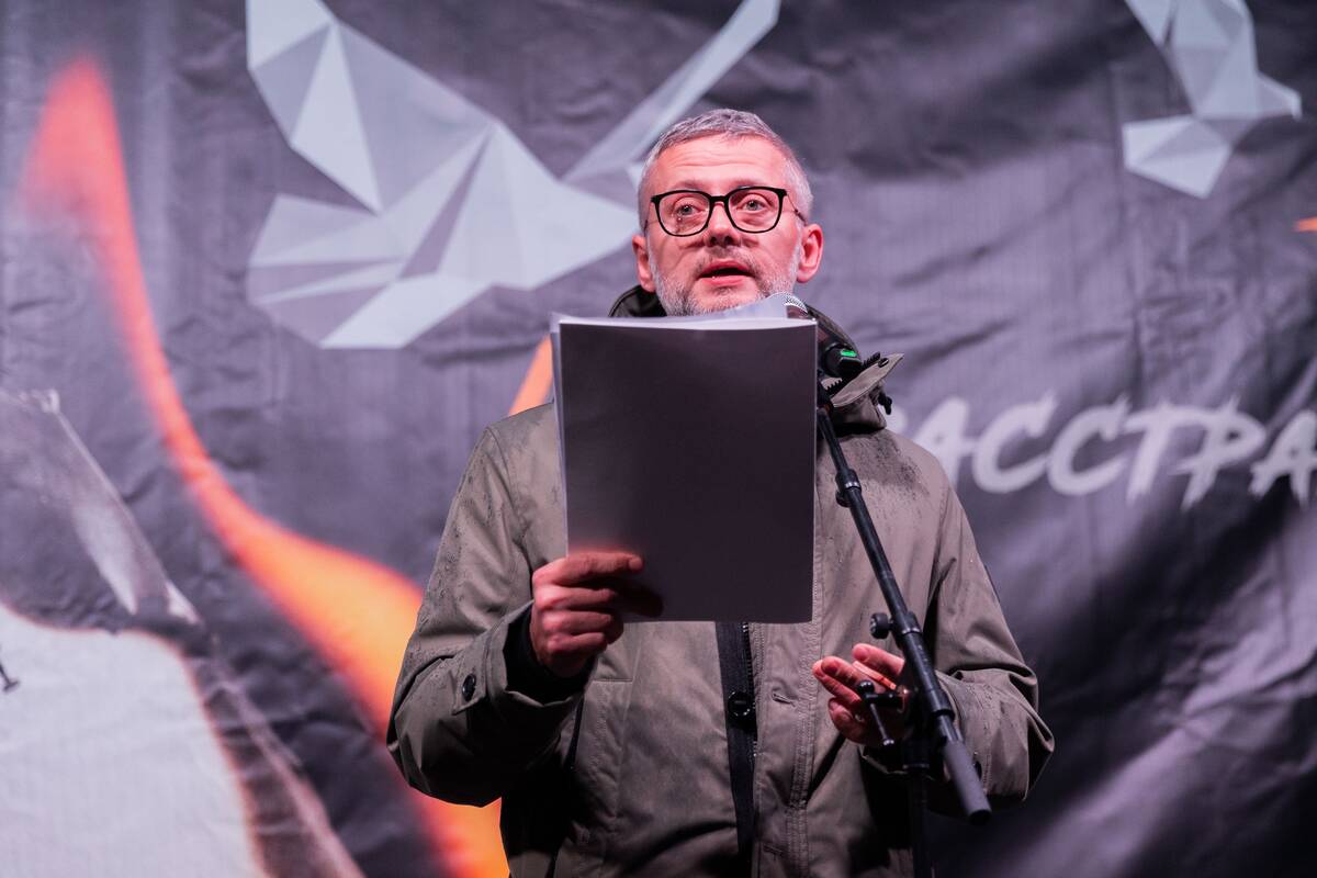 (Ne)nuteistų poetų naktis