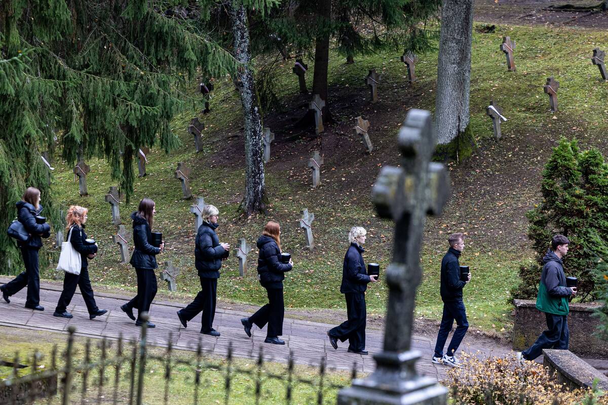 Atsisveikinimas su medicinos mokslui savo kūnus paaukojusiais žmonėmis