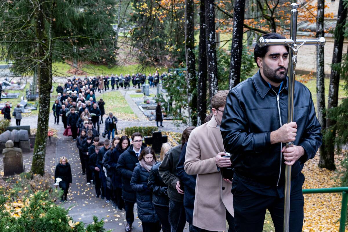 Atsisveikinimas su medicinos mokslui savo kūnus paaukojusiais žmonėmis