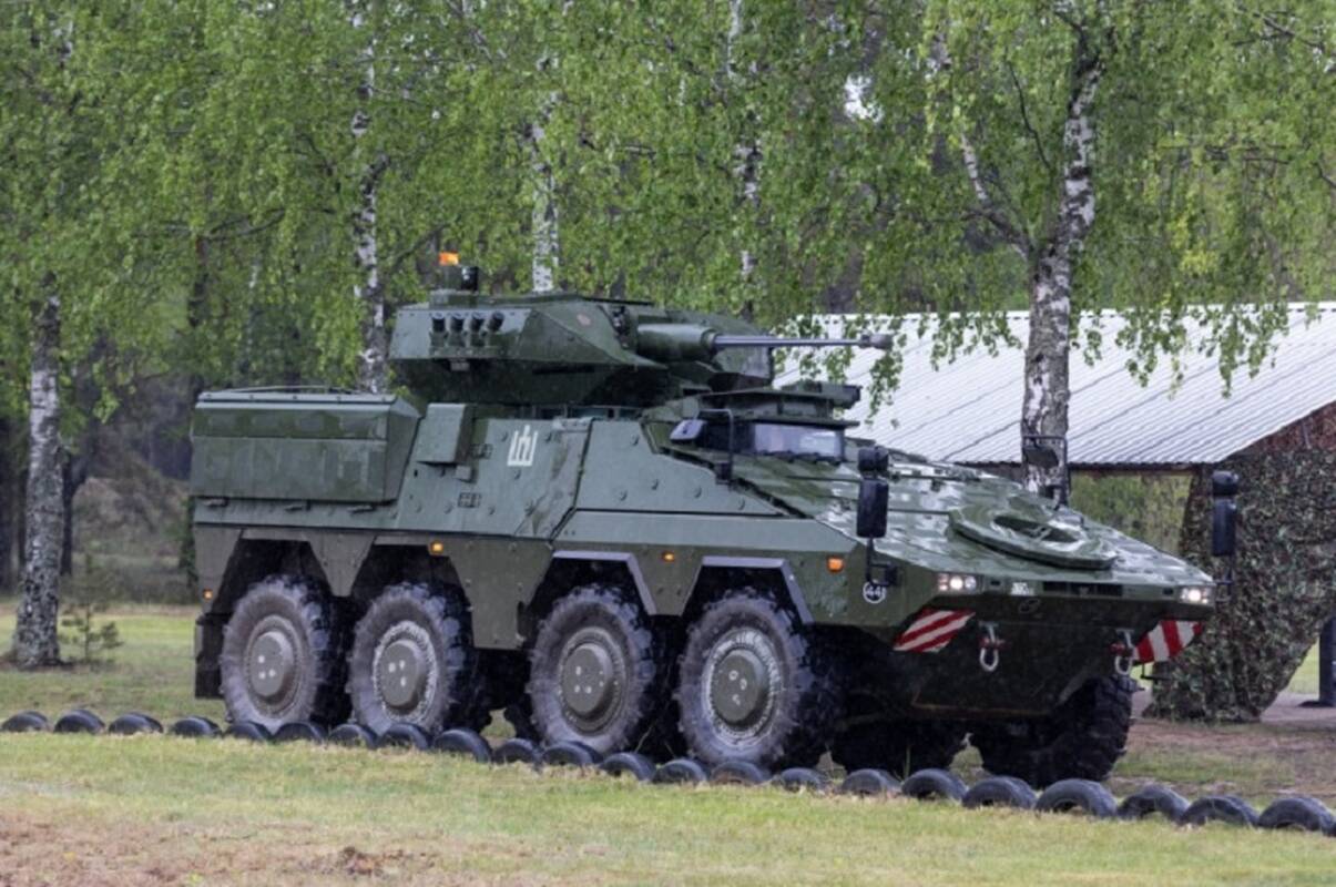 Kariuomenei pristatyta 5,5 mln. eurų vertės „Spike“ LR2 raketų