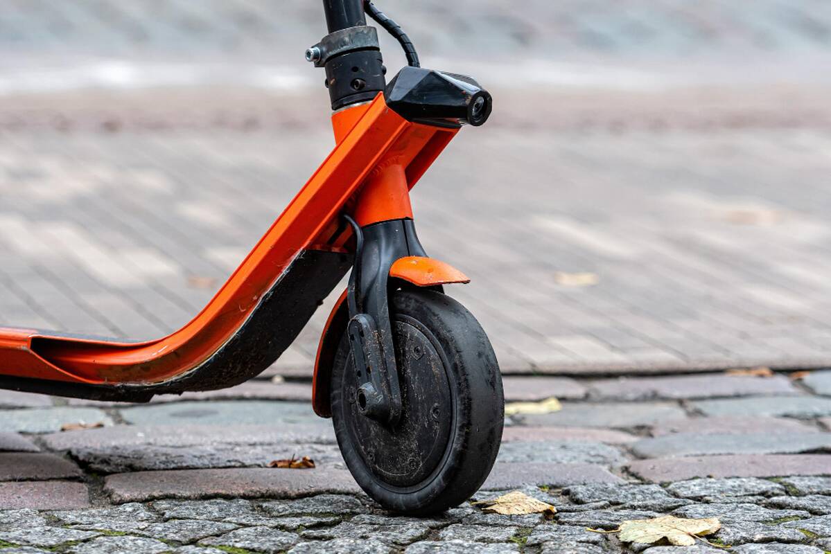 Iš rūsio Vilniuje pavogti elektriniai paspirtukai