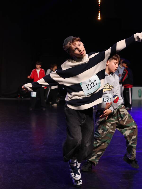 Akimirka: P. Stonkus scenoje – visas atsidavęs šokiui ir emocijai.