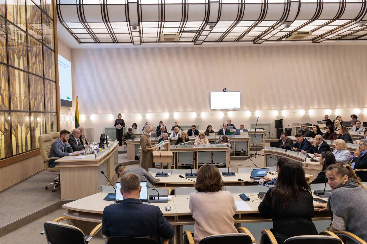Kauno miesto tarybos posėdis (2025 spalio 7 d.)