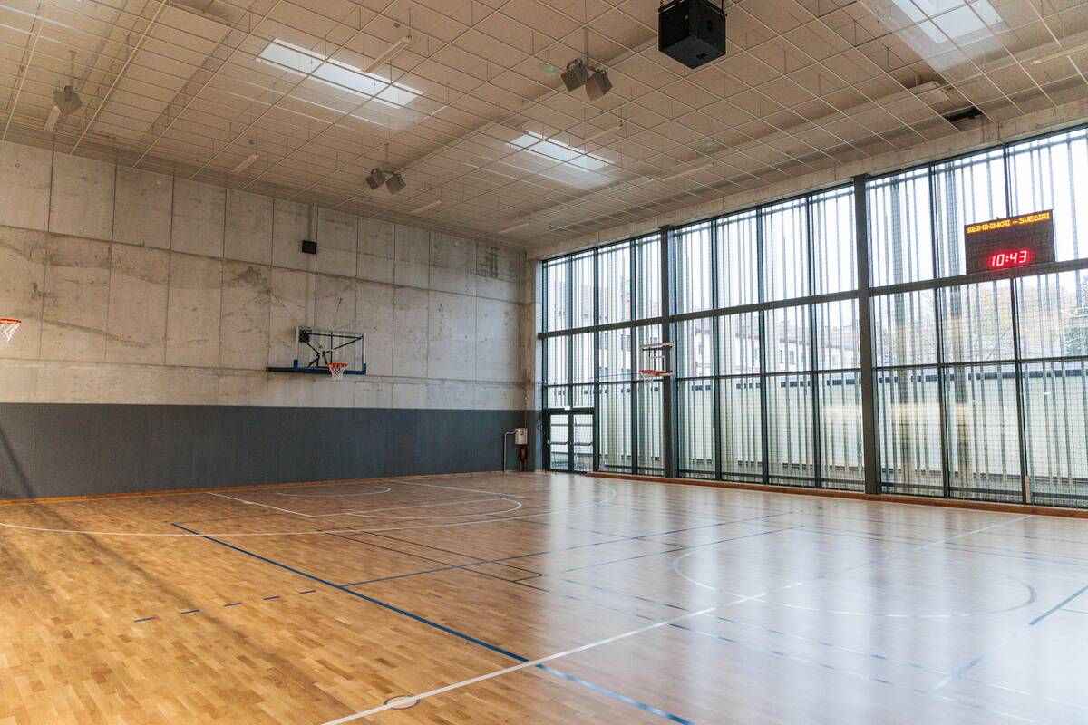Kauno Maironio gimnazijos sporto salės atidarymas