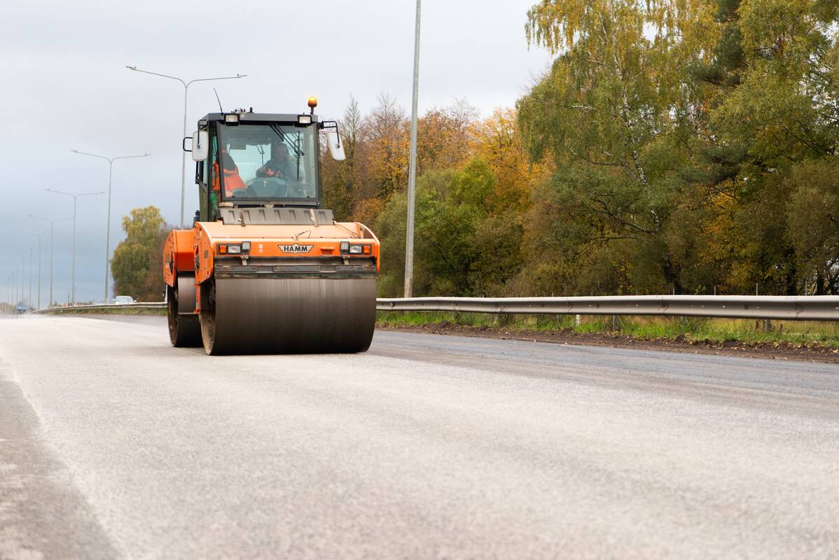 Patogesnė ir saugesnė infrastruktūra prie Vilniaus – pradedamas tvarkyti kelias Zujūnų seniūnijoje