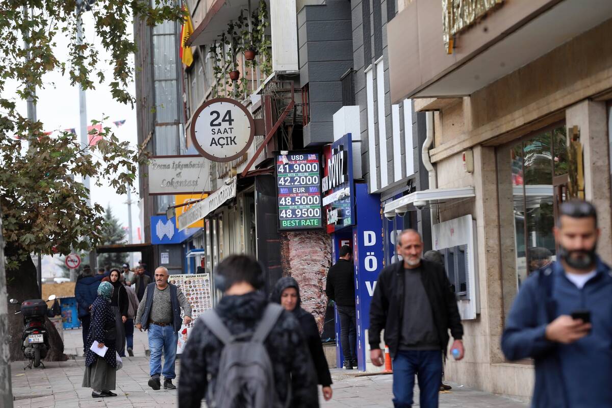 Ankaros teismas atmetė Turkijos opozicijai iškeltą bylą dėl papirkimo