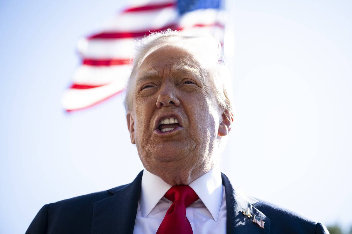 Trumpas ragina įkalinti Čikagos merą ir Ilinojaus gubernatorių