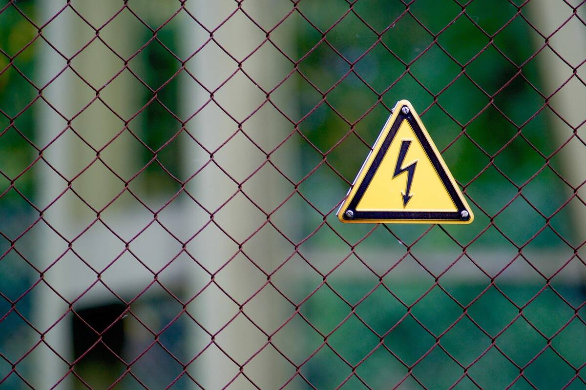 Ukraina įveda elektros energijos tiekimo apribojimus keliose šalies srityse