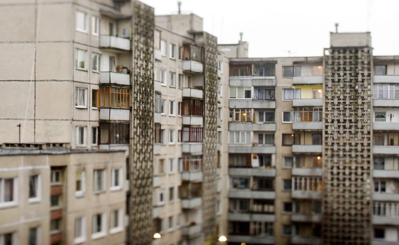 Pratybos kelia daug klausimų: ar reikės įpareigoti daugiabučius įsigyti šį prietaisą?