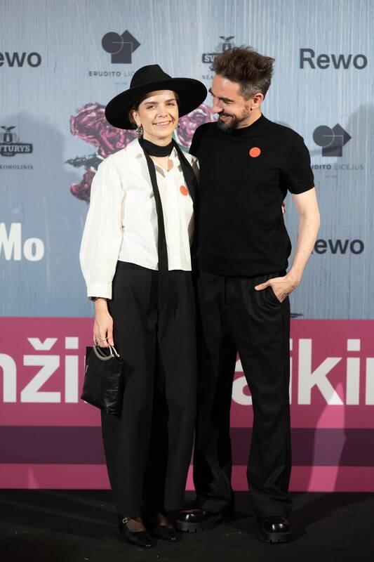 MO muziejaus didžiosios parodos „Amžinai laikina“ išankstinė peržiūra