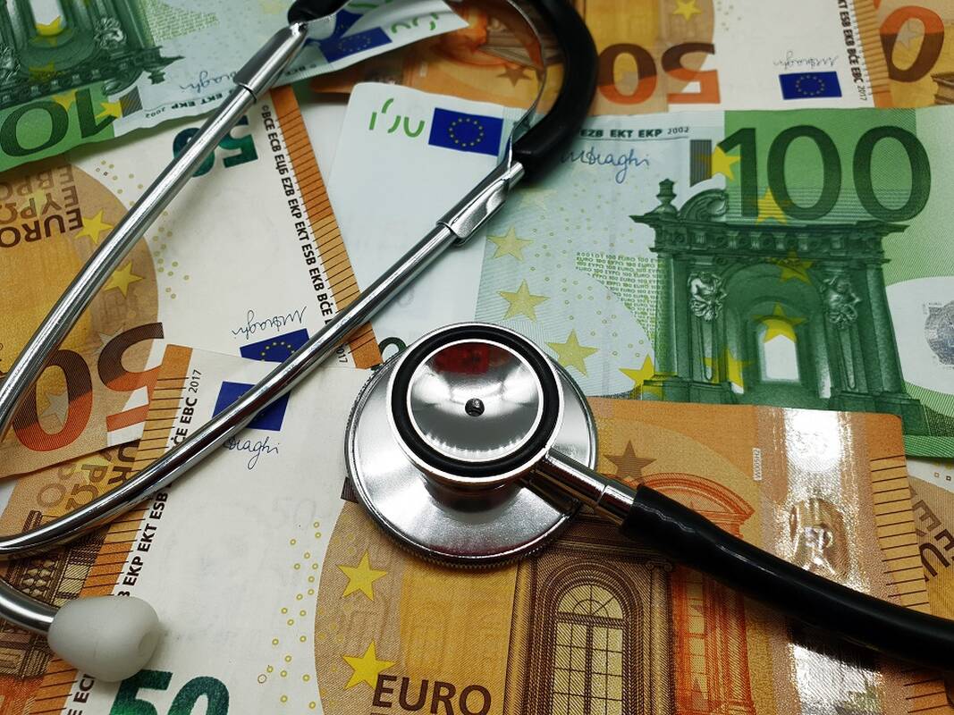 Užimtumo tarnyba: šio sektoriaus algų augimas pralenkė net IT specialistų