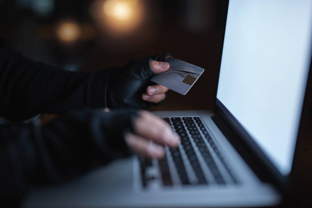 Klaipėdietis banko sąskaitoje pasigedo 10 tūkst. eurų