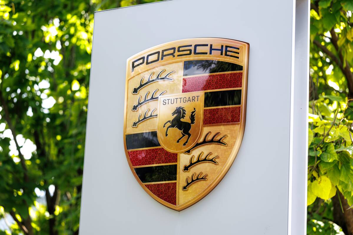 Tyrimas: Vokietijoje įsigalėjus naciams, faktinis automobilių gamintojo „Porsche“ įkūrėjas A. Rosenbergeris neilgai trukus buvo priverstas ne tik pasitraukti iš kompanijos, bet ir emigruoti iš šalies.