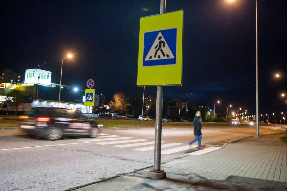 Alytuje automobilis partrenkė nepilnametį ir pasišalino