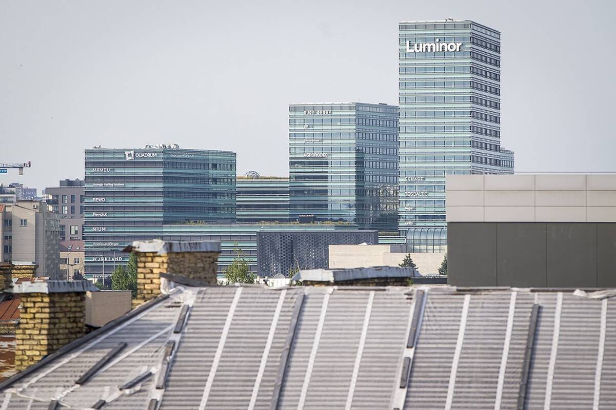 Vėlinių savaitgalį keisis „Luminor“ klientų konsultavimo ir skambučių centrų darbo laikas