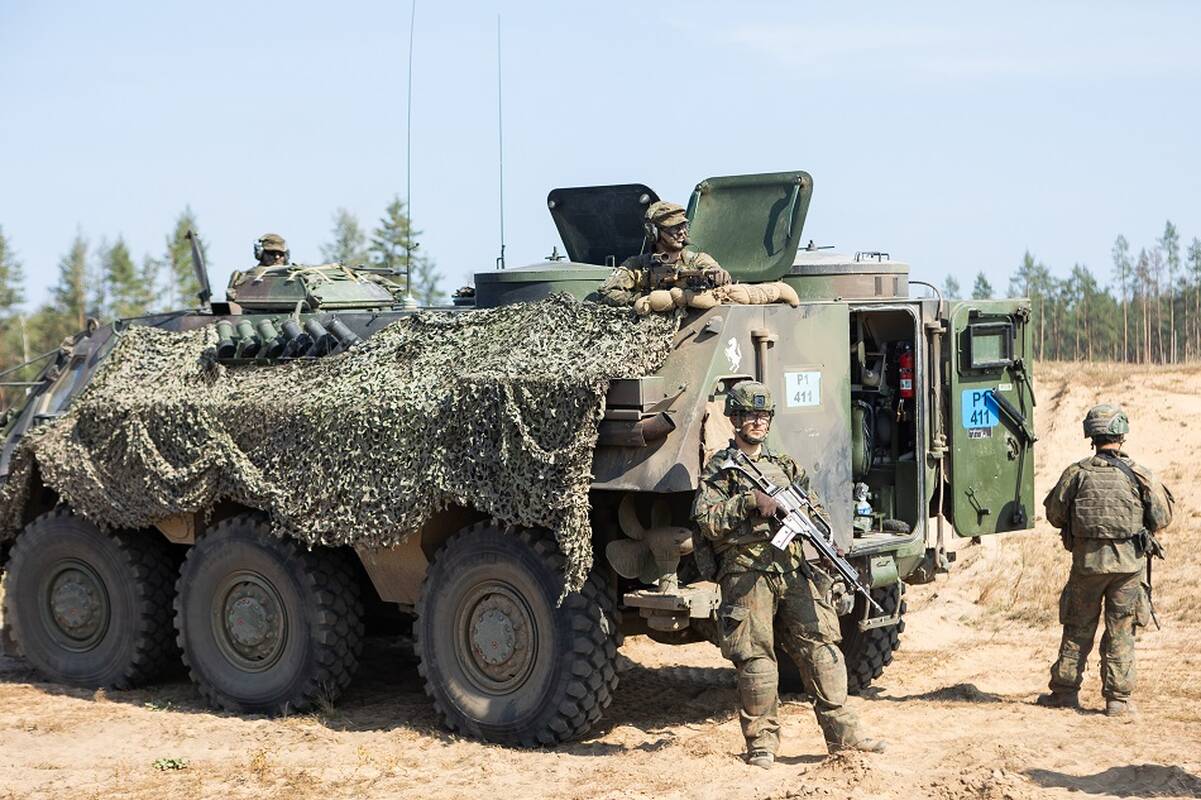 Krašto apsaugos ministerija ir LSA susitarė dėl naudų savivaldybėms su poligonais