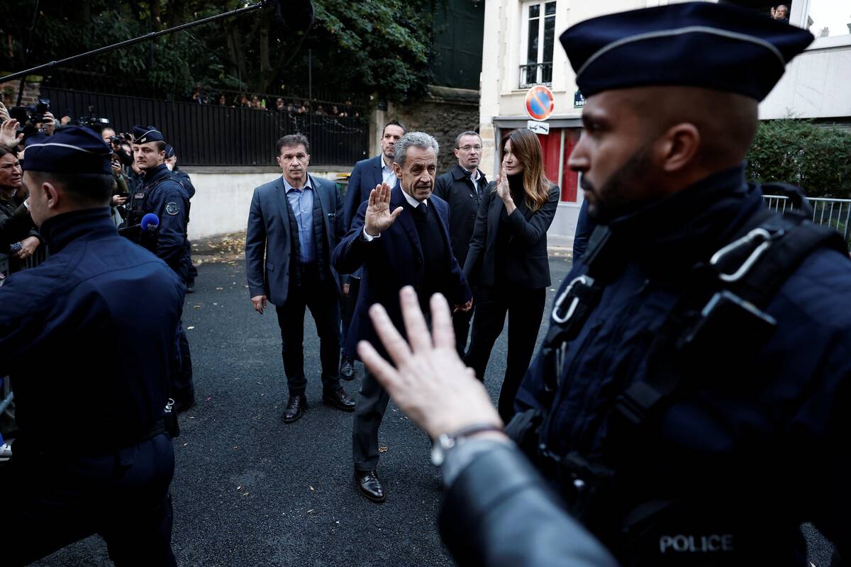 Buvęs Prancūzijos prezidentas Sarkozy atvyko į Santė kalėjimą atlikti bausmės