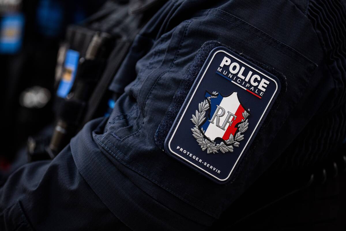 Dėl įtariamo jaunos moters išžaginimo sulaikyti du policijos pareigūnai