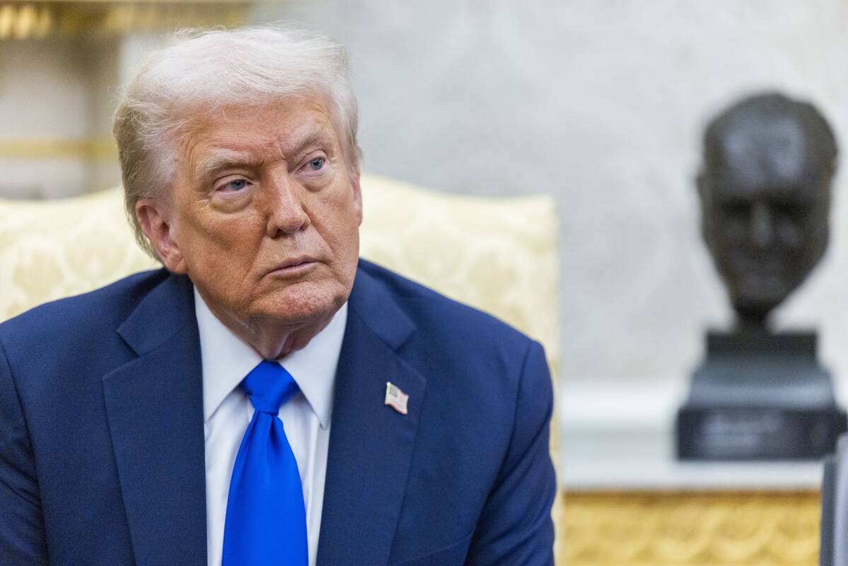 Trumpas: kalbėtis su Putinu sunkiau, nei derėtis dėl taikos Gazoje