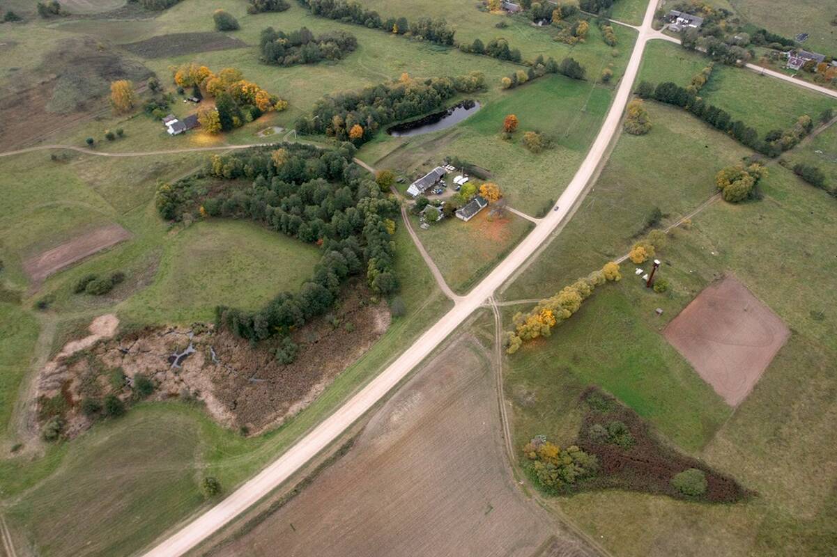 Siūloma atsisakyti privalomo žemės sklypų ženklinimo riboženkliais ir panaikinti baudas