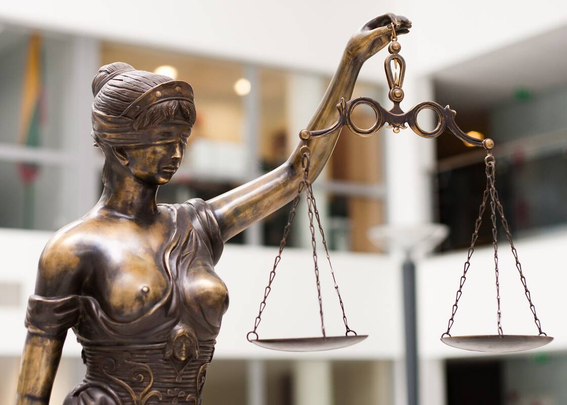 Apklausa: pasitikėjimas teismais – geriausias per šešerius metus