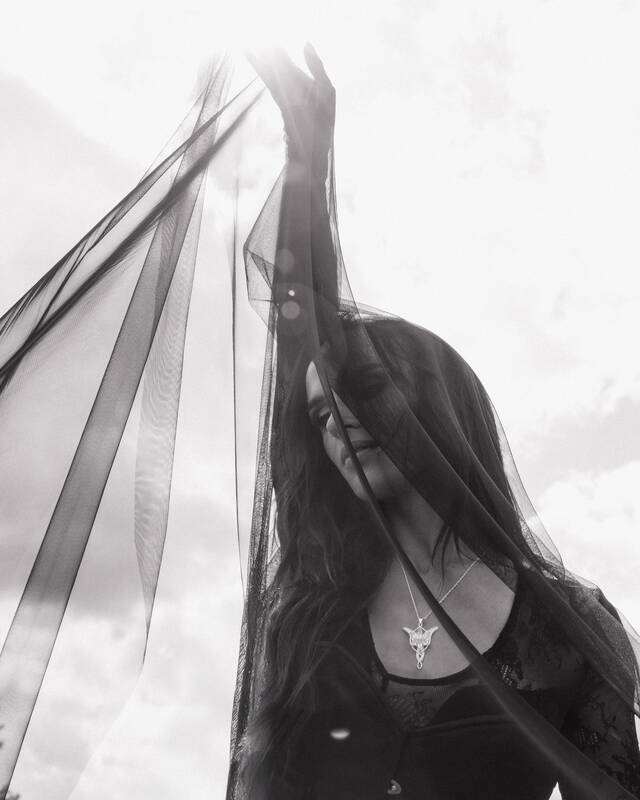 Virsmas: Egidijus išlaisvino savo kūną ir dvasią iš varžiusių pančių, jam buvo taikoma hormonų terapija ir jis tapo Zofija.