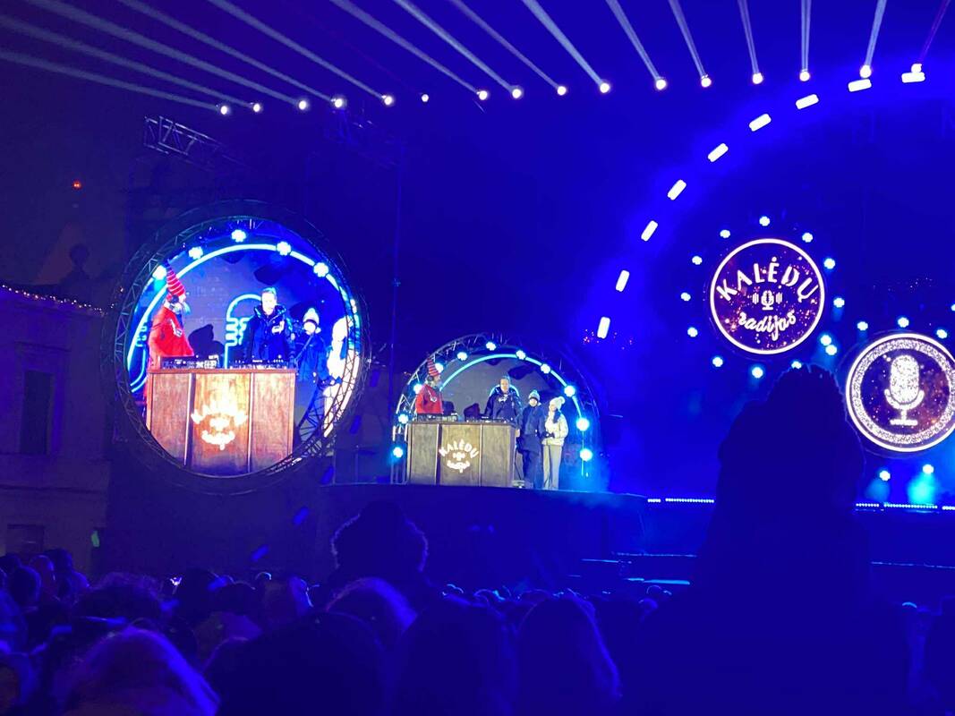 Klaipėdoje įžiebta pagrindinė miesto eglė