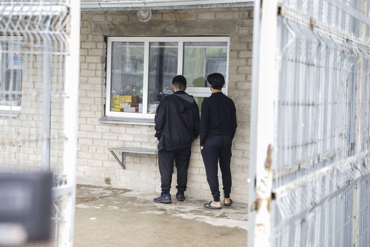 Lietuva svarsto dalį migrantų priimti, o už dalį – susimokėti