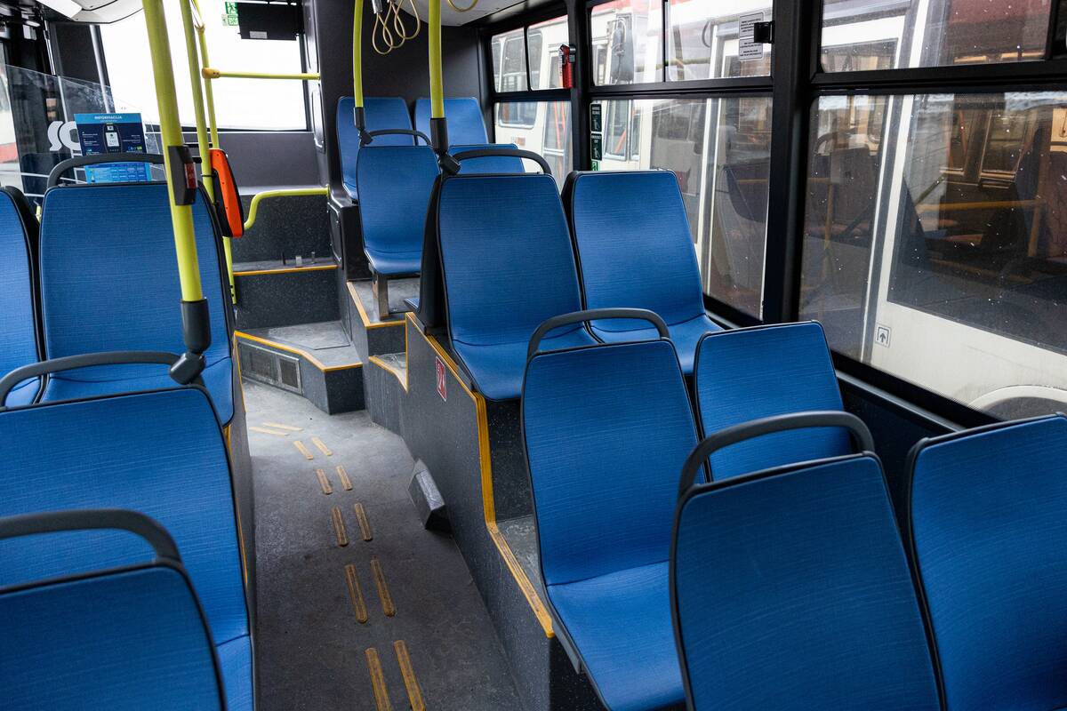 Stabdant autobusą, susižalojo jame buvusi senjorė