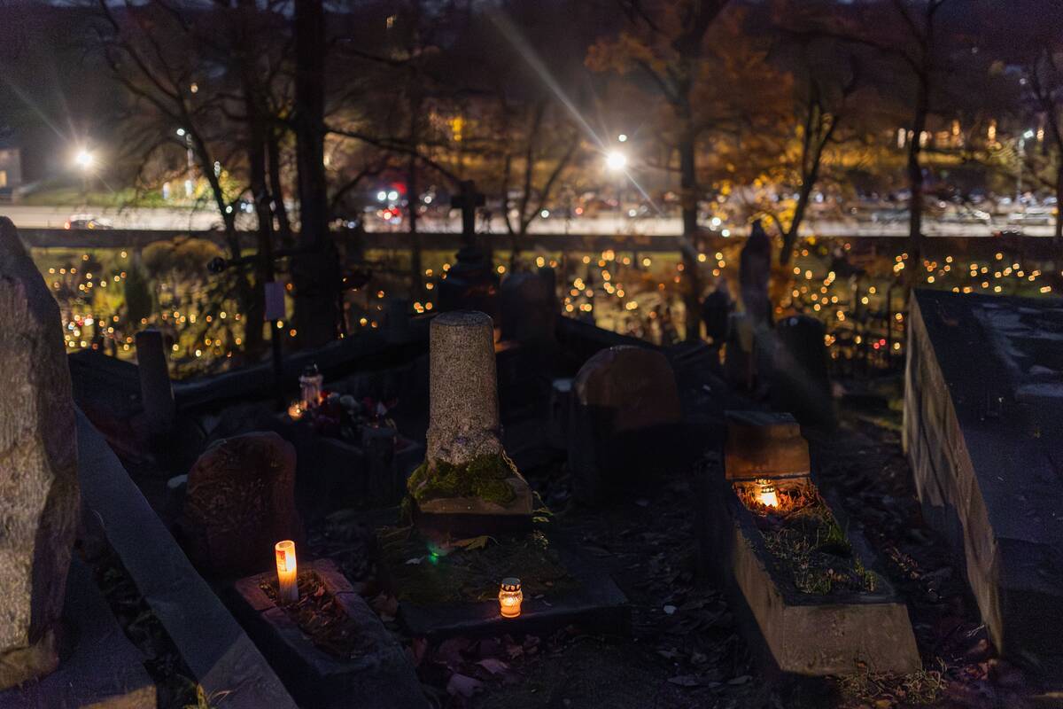 Vilniaus kapinės Visų Šventųjų dieną