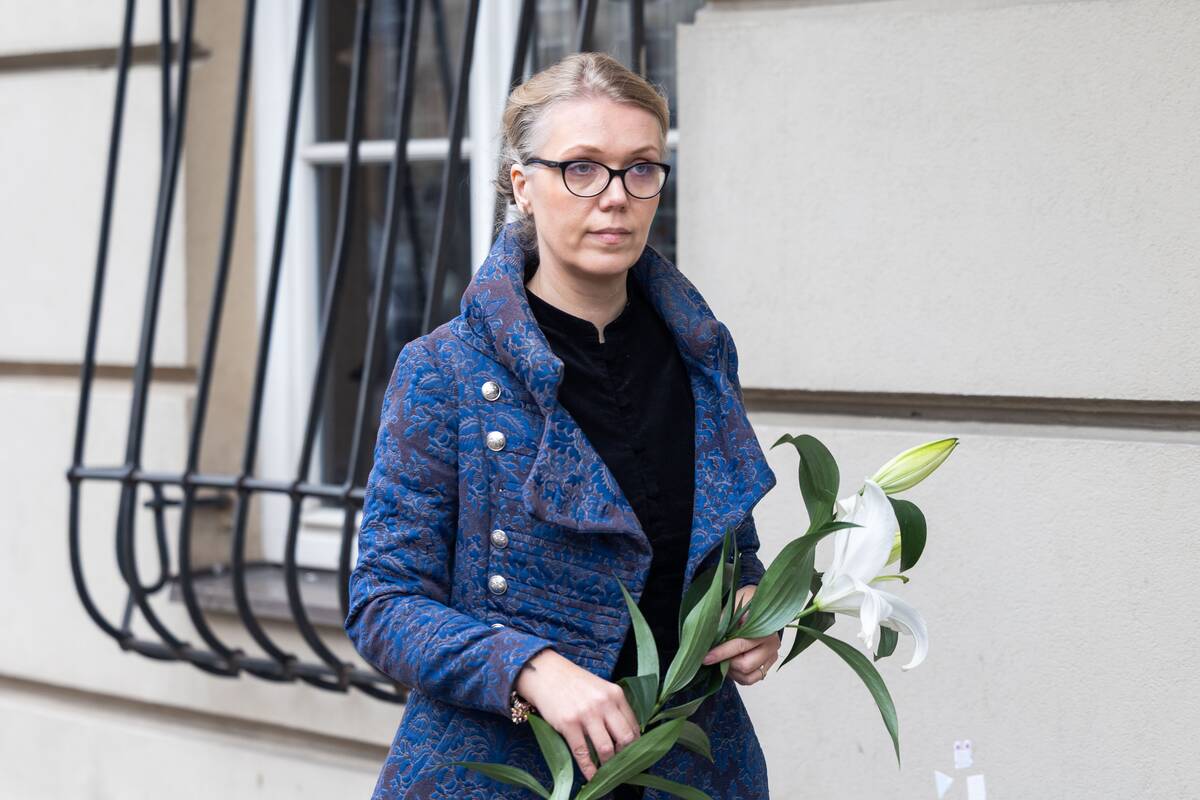 Aktoriaus Kosto Smorigino urna išlydima į amžinojo poilsio vietą