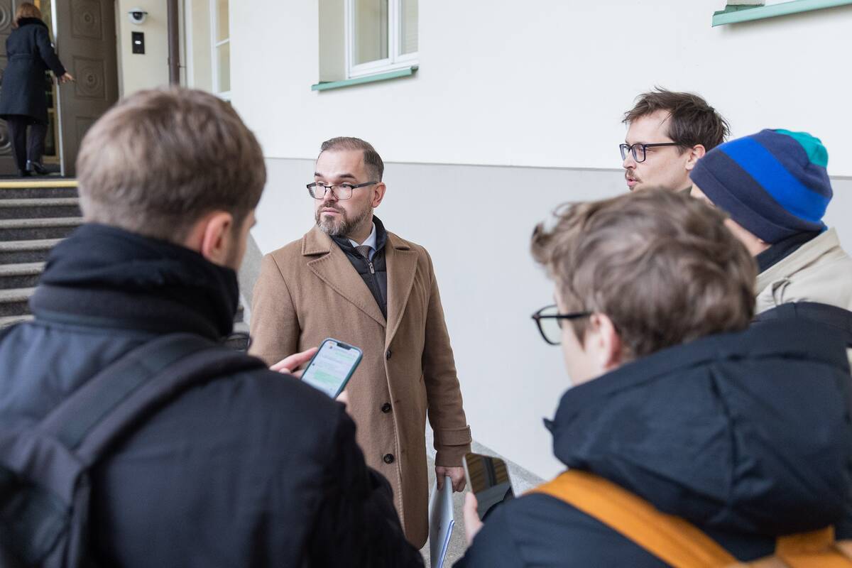 Robertas Kaunas susitiko su protesto dalyviais