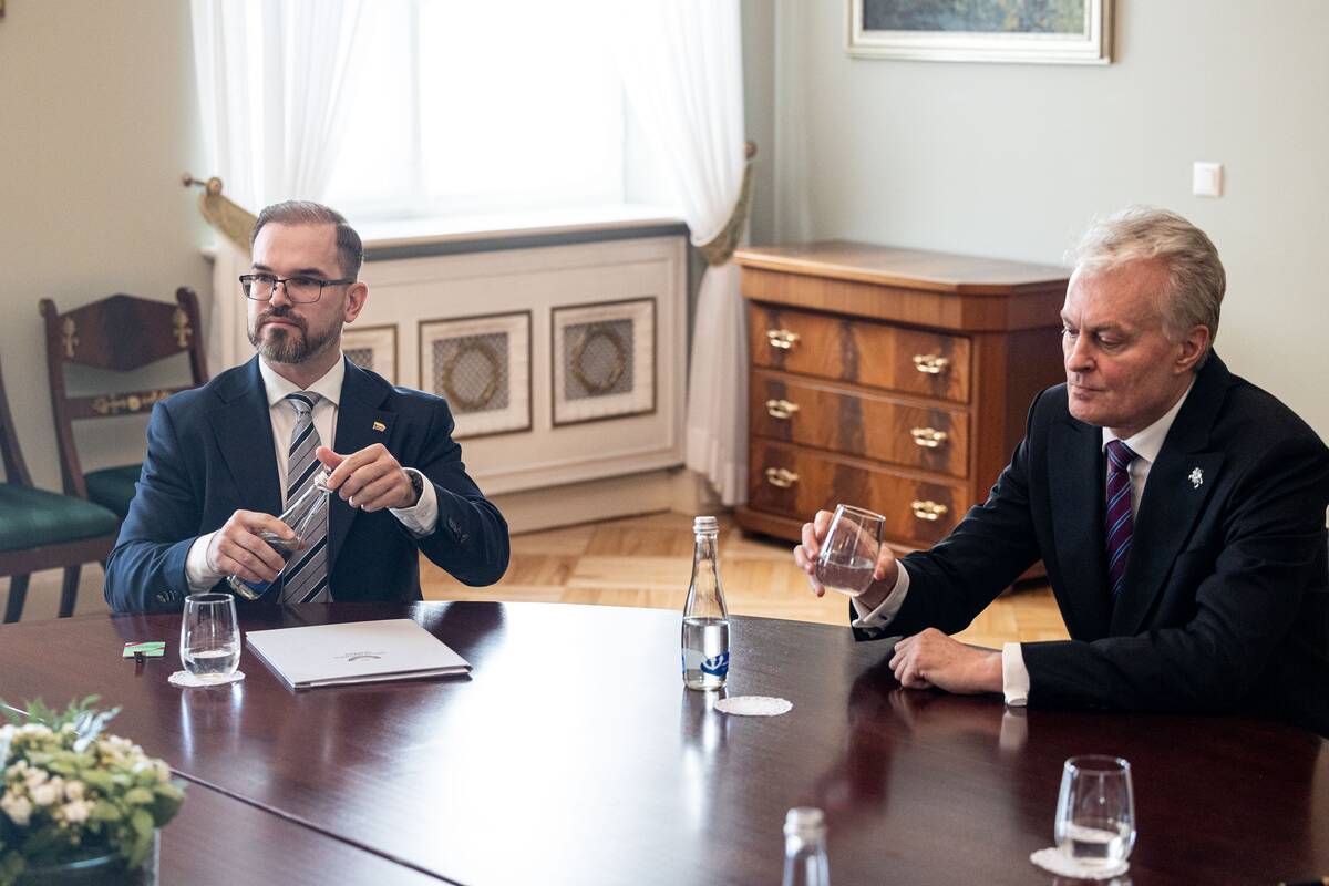 Prezidentas susitiko su Robertu Kaunu