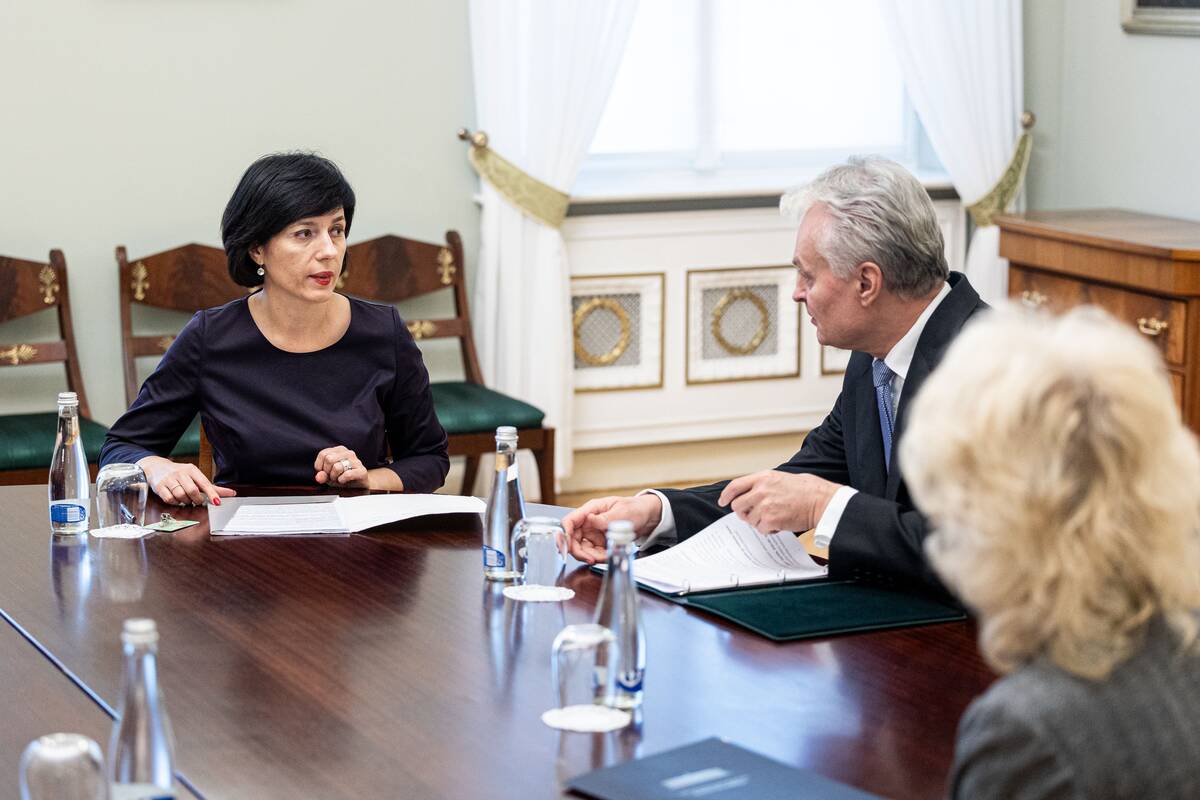 Nausėda susitiko su kandidate į kultūros ministrus Aleknavičiene