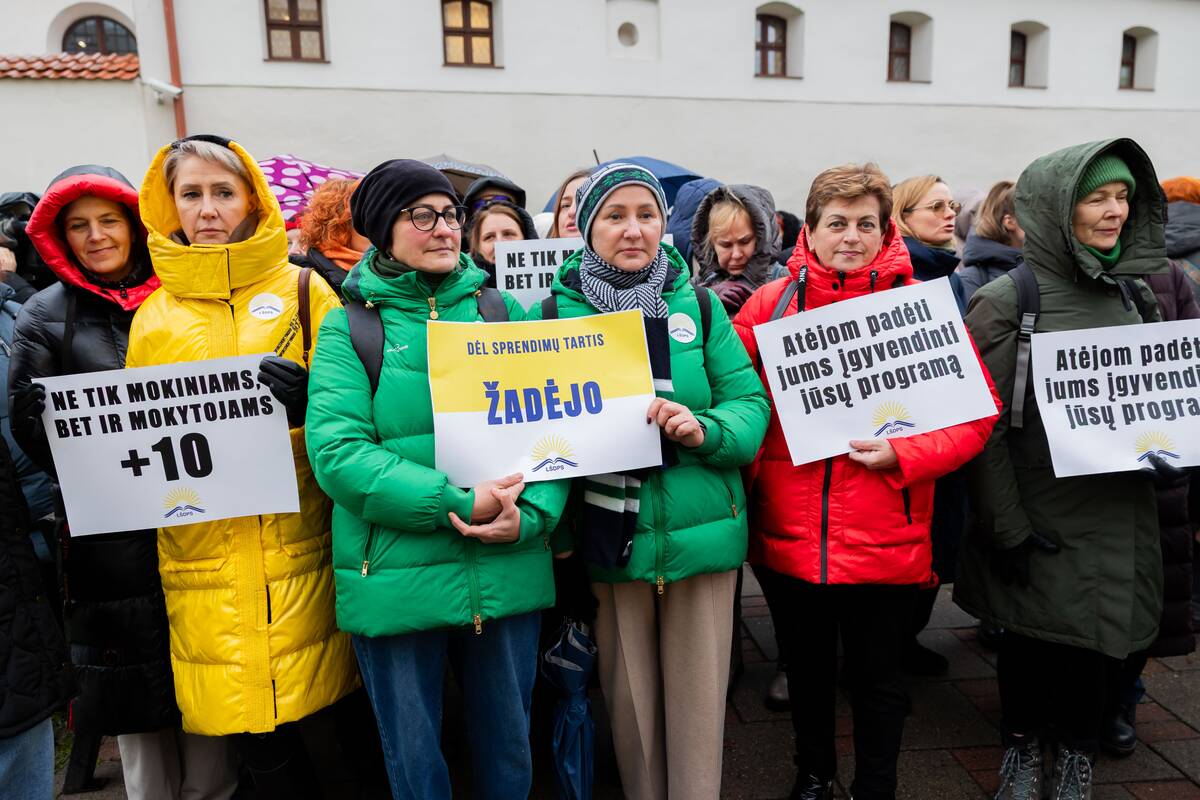 Mitingas prie Švietimo, mokslo ir sporto ministerijos