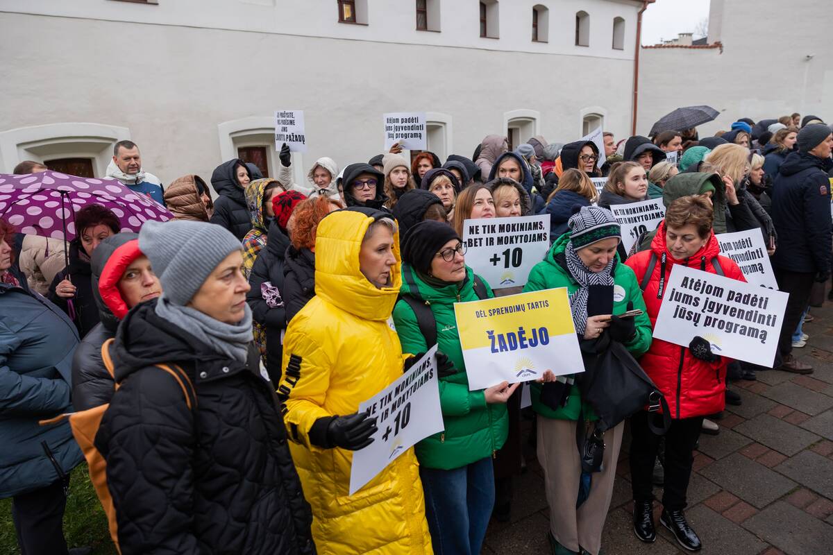 Mitingas prie Švietimo, mokslo ir sporto ministerijos