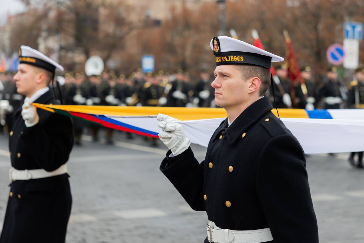 Lietuvos kariuomenės dienos minėjimas Katedros aikštėje