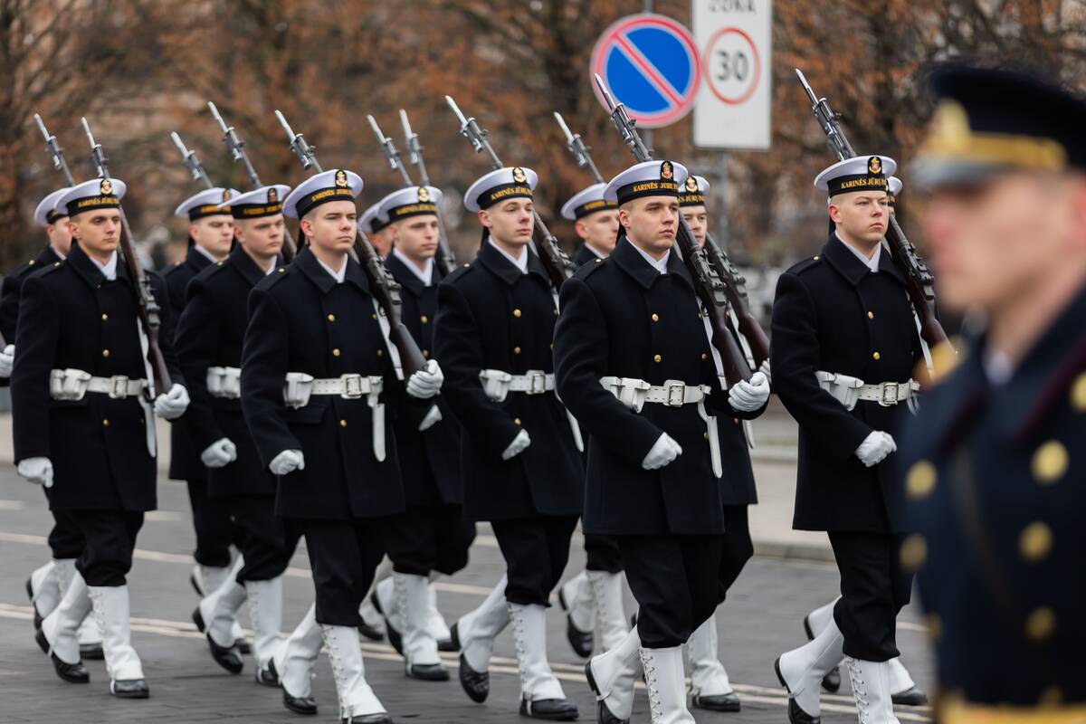 Lietuvos kariuomenės dienos minėjimas Katedros aikštėje