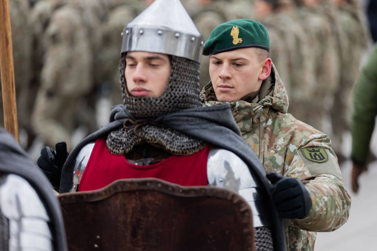 Lietuvos kariuomenės dienos minėjimas Katedros aikštėje